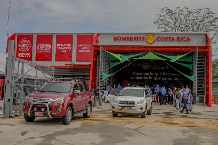 SARAPIQUÍ ESTRENA MODERNA ESTACIÓN DE BOMBEROS