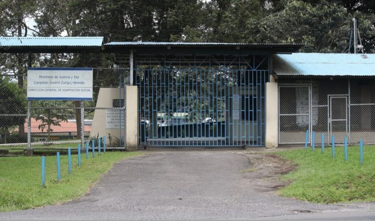 AUTORIDADES FRUSTAN INTENTO DE FUGA EN CENTRO PENAL ZURQUÍ