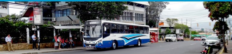 BUSES NO PODRÁN LLEVAR PASAJEROS DE PIE