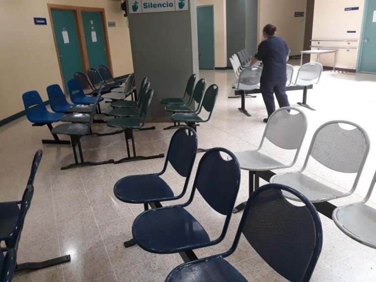 INTENSIFICAN LIMPIEZA DEL HOSPITAL DE ALAJUELA