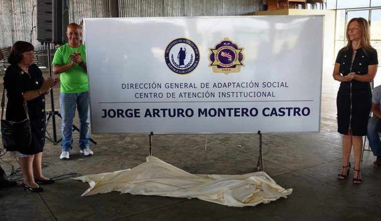 MUERE PRIVADO DE LIBERTAD EN LA REFORMA