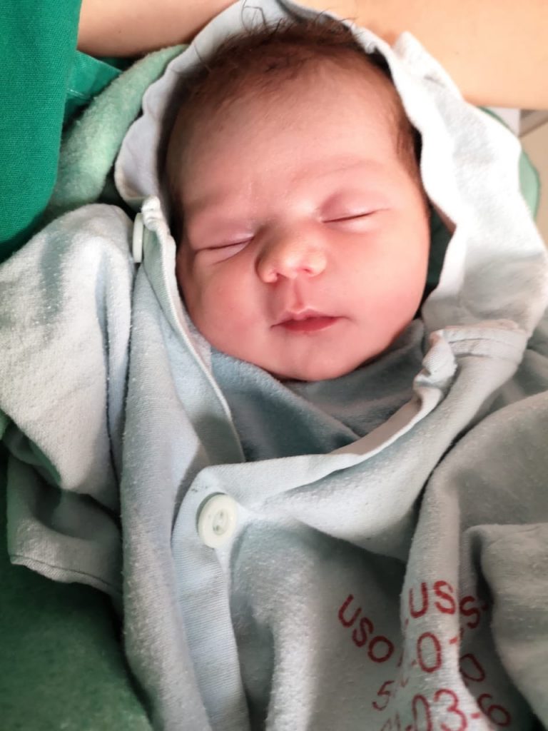 NACE TERCER BEBE IN VITRO TICO