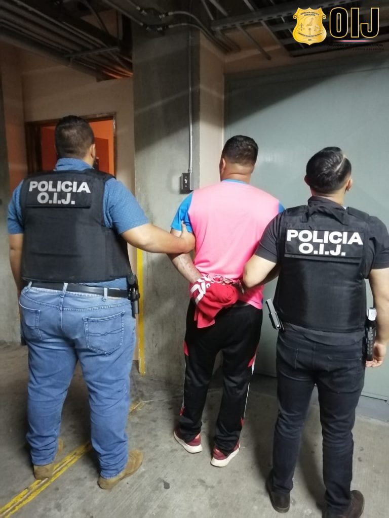 DETIENEN SOSPECHOSO DE ASALTAR REPARTIDOR EN SAN JOAQUÍN