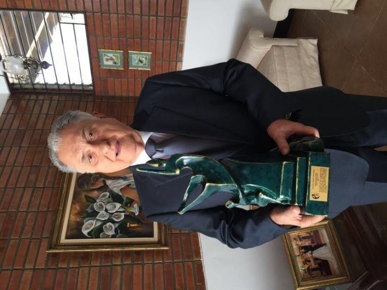 IMPULSOR DEL TAMIZAJE NEONATAL RECIBE PREMIO NACIONAL DE VALORES