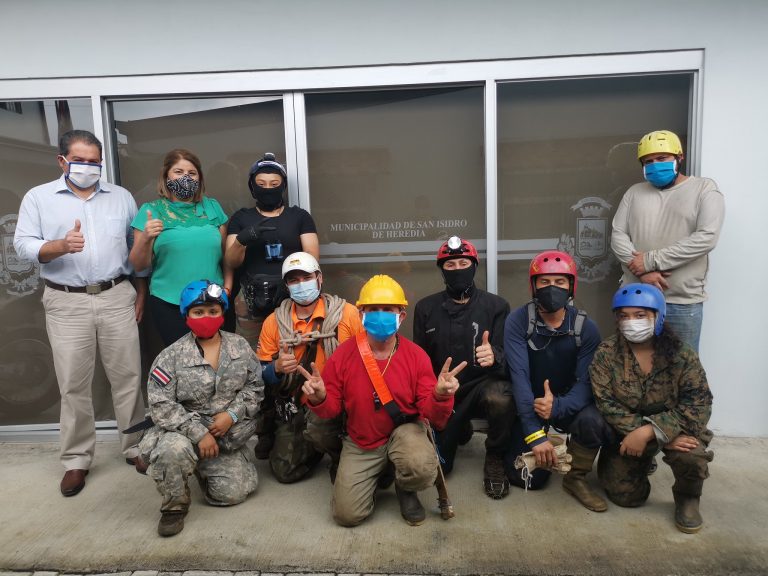 RESCATISTAS VOLUNTARIOS BUSCARÁN A ALBERT LUSK EN SAN ISIDRO