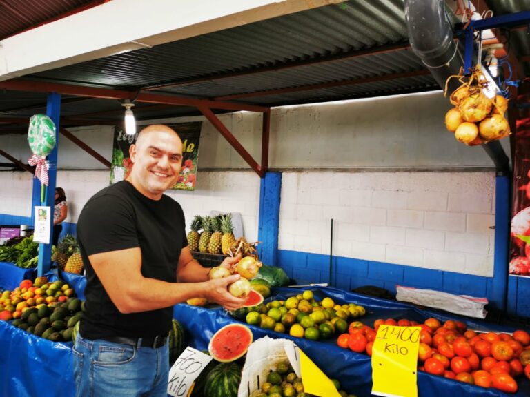 LOS JOCOTES: DE SALÓN DE BAILE A CENTRO DE FERIAS