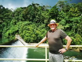 Allan Benavides dedicó 48 años de su vida a la ESPH