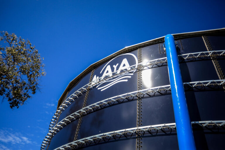 ARESEP CONGELA TARIFAS DE AYA