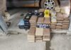 TRANSPORTABA DROGA EN COMPARTIMENTO BAJO EL PISO DE SU AUTO