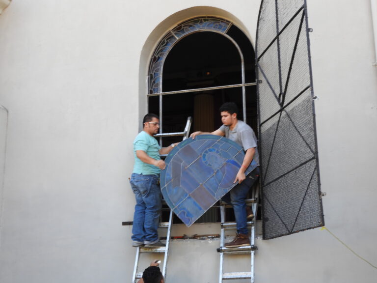 RESTAURACIÓN DE VITRALES DE LA  INMACULADA COSTARÁ 15 MILLONES
