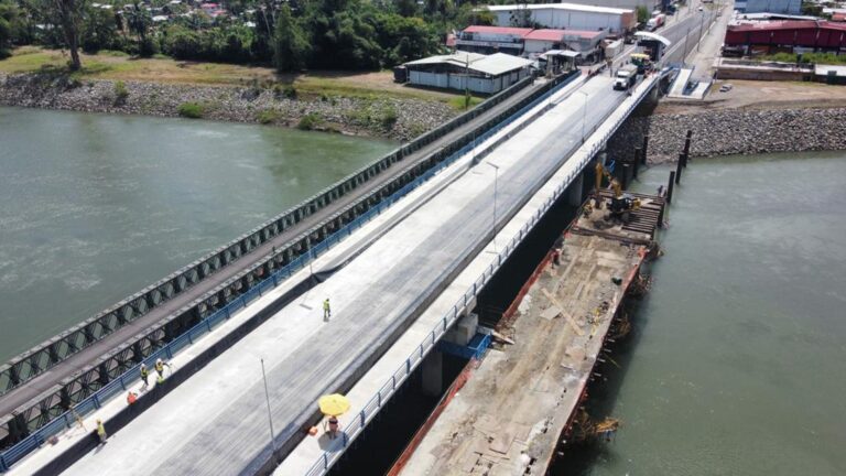 COSTA RICA Y PANAMÁ INAUGURAN NUEVO PUENTE BINACIONAL SOBRE RÍO SIXAOLA