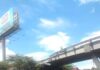 VEHÍCULO CAE SOBRE OTRO EN LA 27
