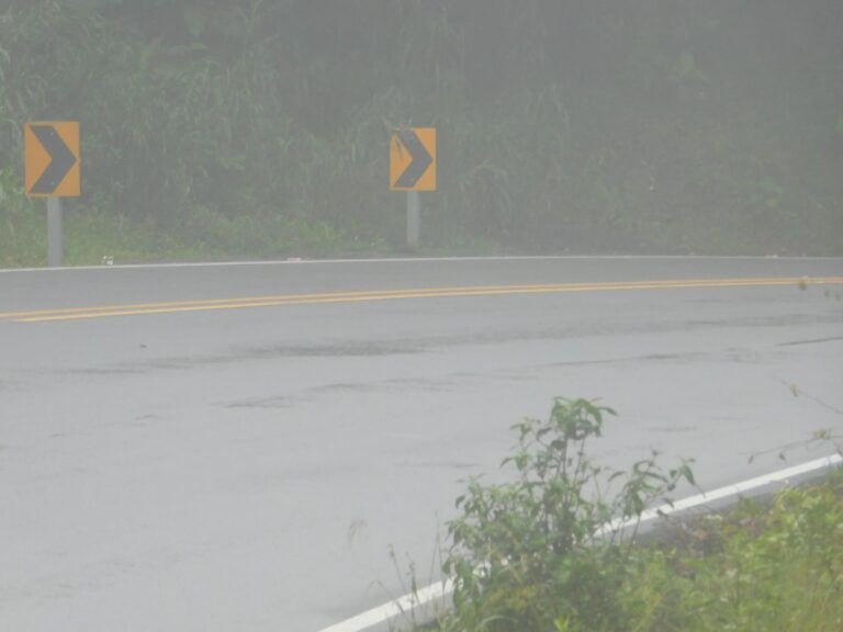 CIERRAN EL PASO POR EL ZURQUÍ, OTRA VEZ