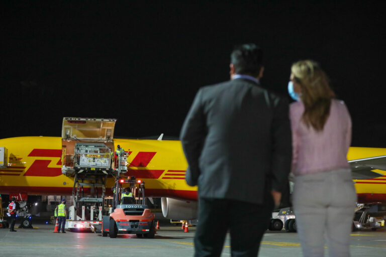 PAÍS SUPERA LOS DOS MILLONES DE DOSIS DE VACUNAS CONTRA LA COVID