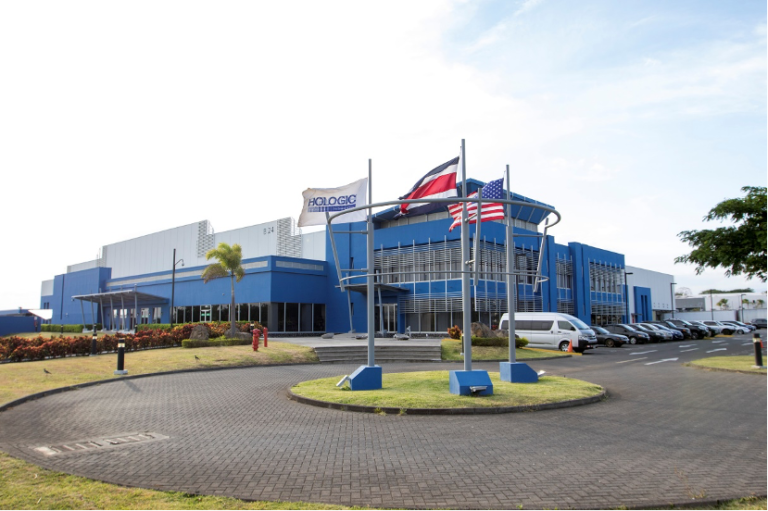 HOLOGIC COSTA RICA RECONOCIDA COMO FABRICANTE LÍDER DEL AÑO A NIVEL INTERNACIONAL