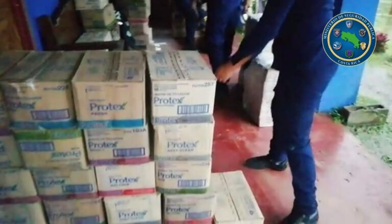 DECOMISAN CARGAMENTO DE CONTRABANDO POR 30 MILLONES