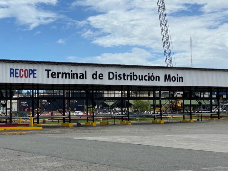 RECOPE CON NOTA DE EXCELENCIA EN GESTIÓN AMBIENTAL