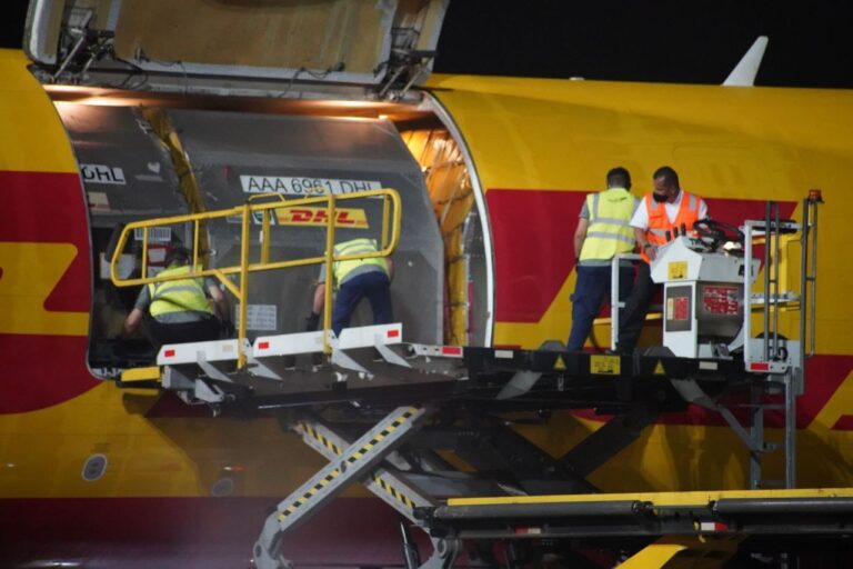 LLEGAN PRIMERAS VACUNAS DE TRIMESTRE QUE RECIBIRÁ MÁS DE 2,5 MILLONES DE DOSIS