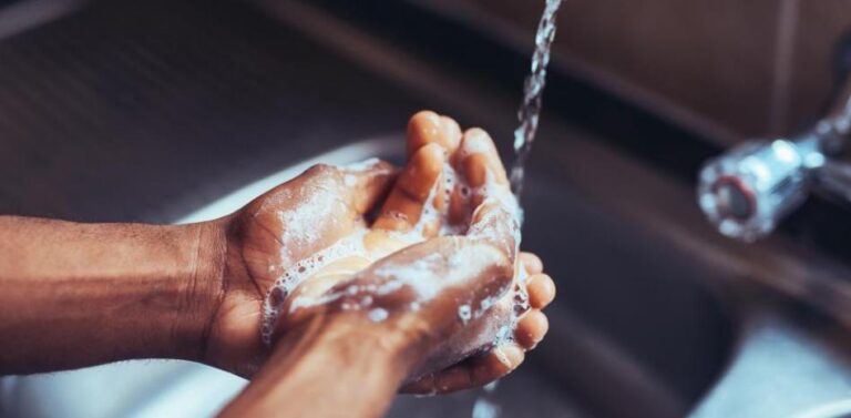 EL VIRUS DELTA SUCUMBE ANTE EL CORRECTO LAVADO DE MANOS