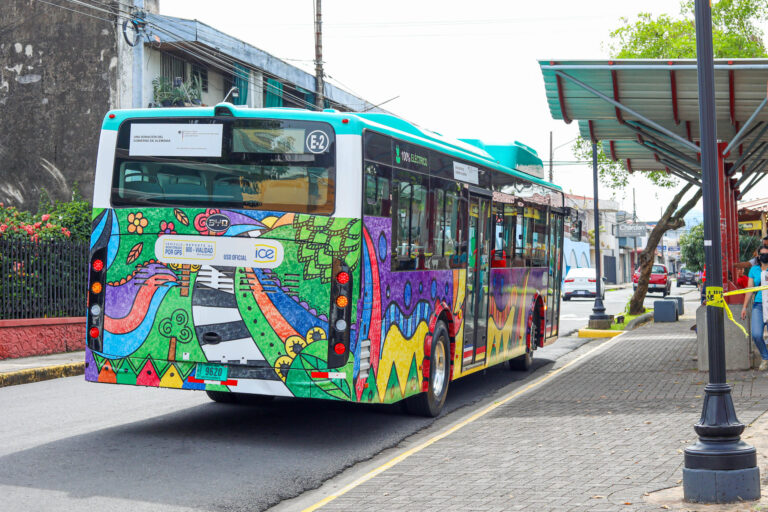 BANCO NACIONAL FINANCIARÁ COMPRA DE BUSES ELÉCTRICOS
