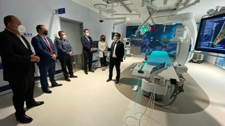 HOSPITAL DE HEREDIA ESTRENA MODERNO EQUIPO VALORADO EN $3.8 MILLONES
