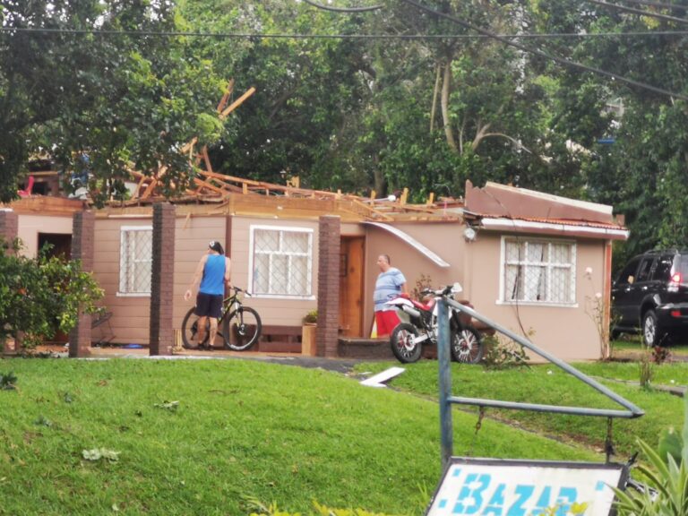 MUNICIPALIDAD REALIZA EVALUACIÓN DE AFECTACIÓN POR EL TORBELLINO