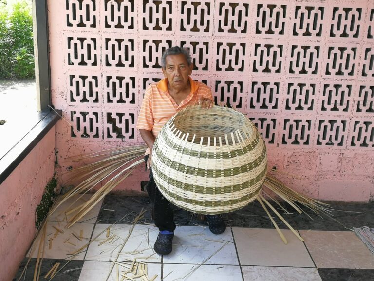 BARVEÑO DESTACA EN CERTAMEN NACIONAL DE CESTERÍA