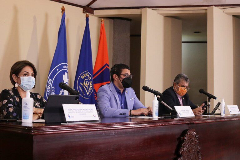 RESTRICCIÓN SE AMPLÍA HASTA LAS 10 DE LA NOCHE