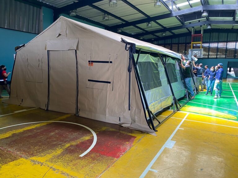 INSTALAN UNIDAD MÉDICA MÓVIL EN TILARÁN