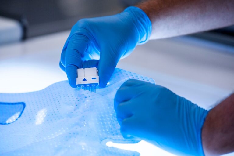 EMPRESA QUE HACE GUANTES ABRIRÁ PLANTA EN COSTA RICA