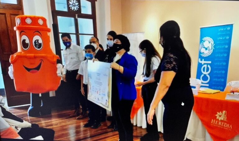 HEREDIA Y SAN RAFAEL CERTIFICADOS COMO CANTONES AMIGOS DE LA INFANCIA