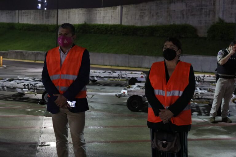 ANOCHE LLEGÓ NUEVA DONACIÓN DE VACUNAS CONTRA COVID