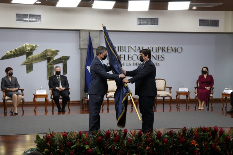 TSE ASUME MANDO DE FUERZA PÚBLICA Y POLICÍA DE TRÁNSITO