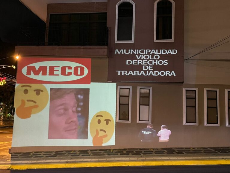 MANIFESTACIÓN FRENTE A LA MUNICIPALIDAD DE HEREDIA