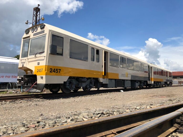 SIN SERVICIO DE TRENES A HEREDIA Y ALAJUELA ESTA TARDE