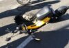 BICIMOTO CAE EN ENORME HUECO EN SAN FRANCISCO