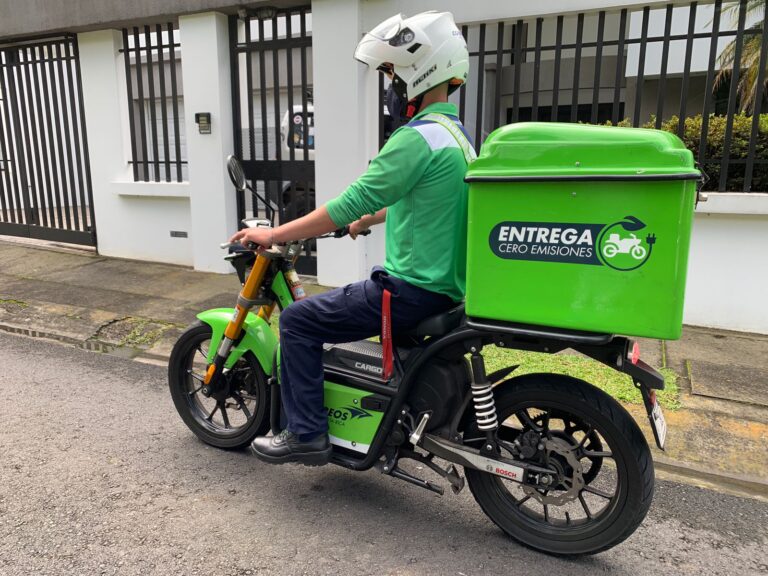 CORREOS COMPRARÁ TRICICLOS ELÉCTRICOS PARA ENTREGAS EN EL ÁREA URBANAS
