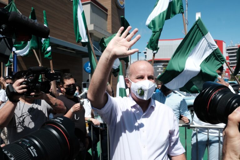 FIGUERES PIDE SALIR A VOTAR «TEMPRANITO»