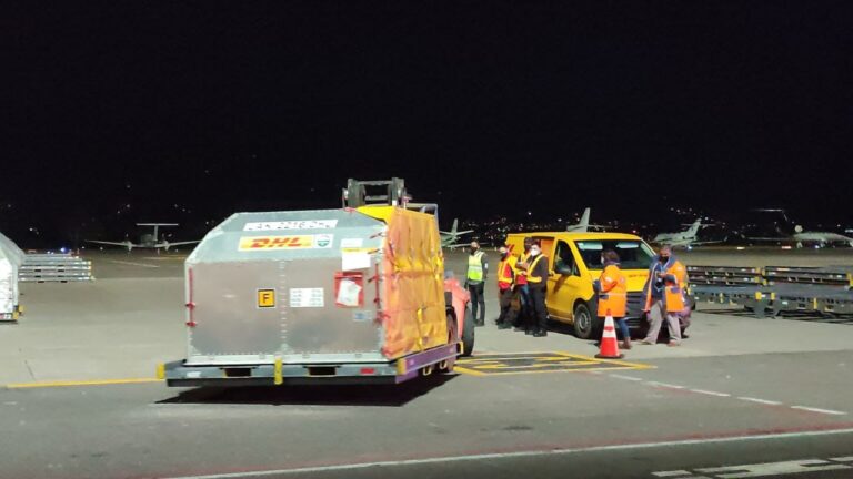 LLEGAN 82.600 VACUNAS CONTRA COVID PARA NIÑOS