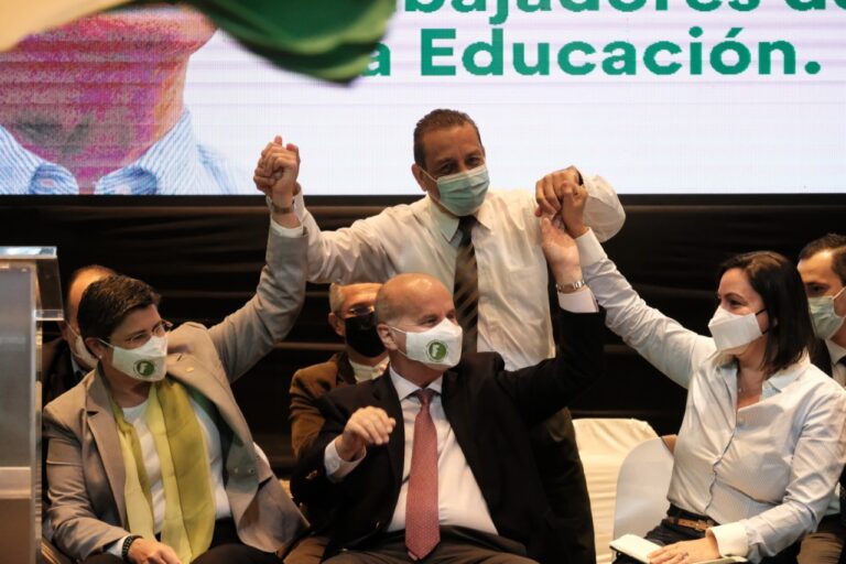 DECLARAR EMERGENCIA LA EDUCACIÓN SERÍA PRIMER DECRETO DE FIGUERES
