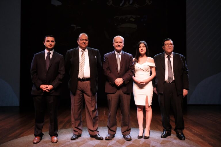 FIGUERES PLANTEA CREAR COMISIÓN DEL «ESTADO EFICAZ»