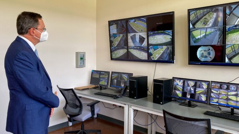 REO SE FUGA DE CENTRO DE ATENCIÓN SIQUIÁTRICA