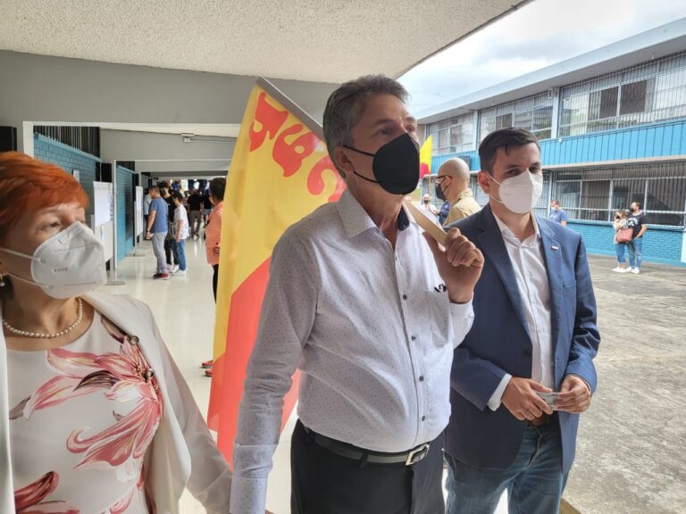 «DEBEMOS REAGRUPARNOS PORQUE SOMOS EL PARTIDO NECESARIO»