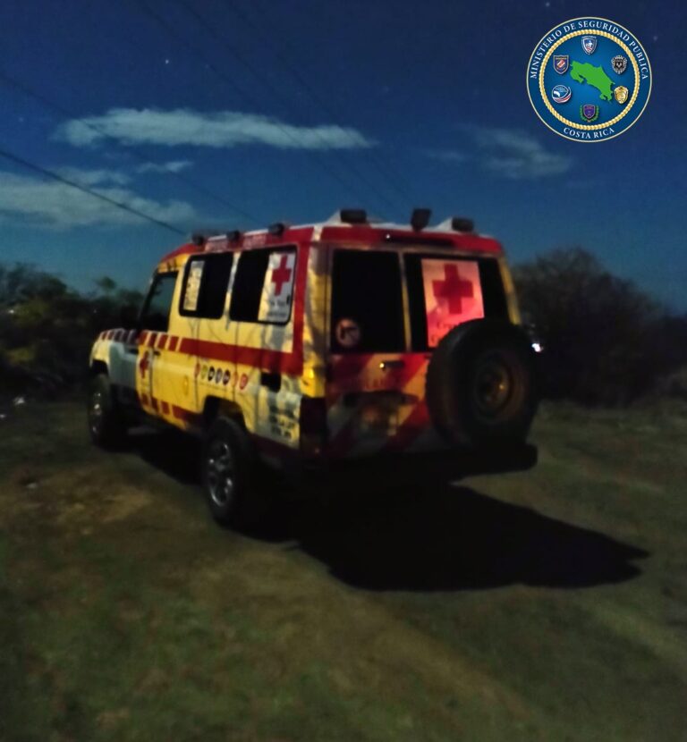 SE ROBA AMBULANCIA LUEGO QUE LO ATIENDEN