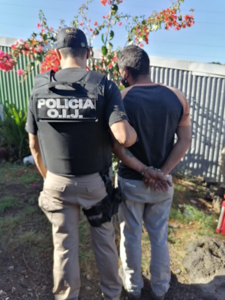 DETIENEN PAREJA EN SAN RAFAEL POR TRÁFICO DE DROGAS