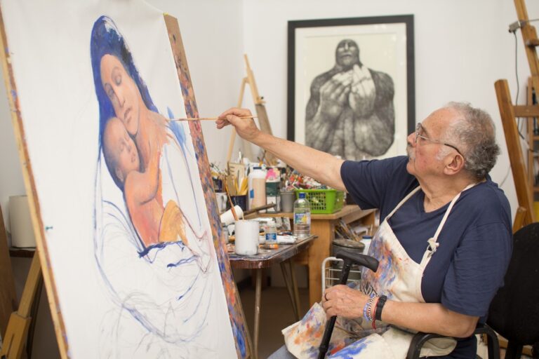 FERNANDO CARBALLO: 65 AÑOS DE HACERLE CASO AL CORAZÓN Y A SUS SUEÑOS