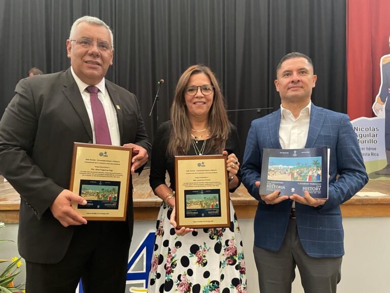 UNED CELEBRÓ EN HEREDIA 45 AÑOS  CON UN RECORRIDO POR SU HISTORIA