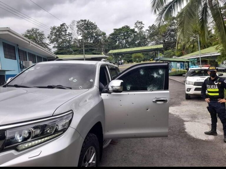 ASESINAN HOMBRE A TIROS EN COLEGIO DE LIMÓN