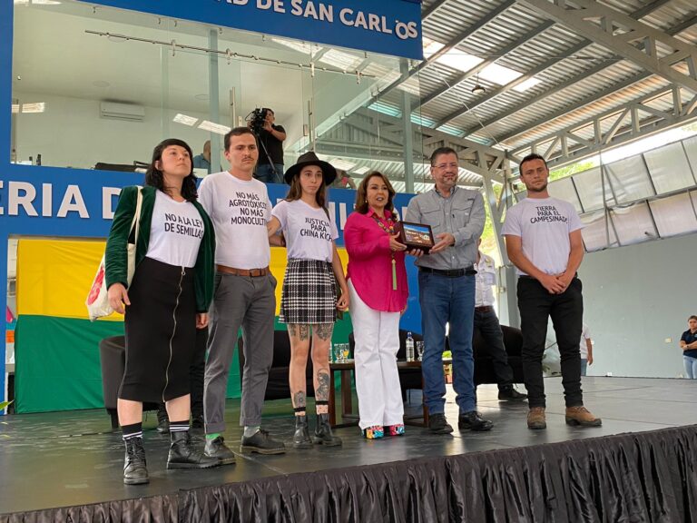 JÓVENES PRODUCTORES DE SAN RAFAEL GANAN MEDALLA AL MÉRITO AGRÍCOLA