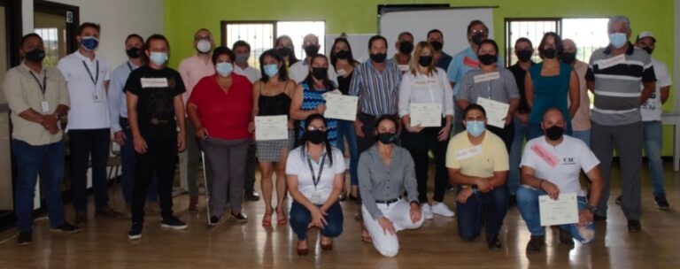 MAG CAPACITA A PRODUCTORES EN FINANZAS